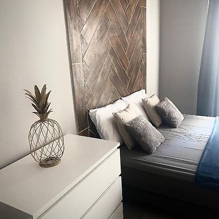 Studio Magali Tarascon Luaran gambar